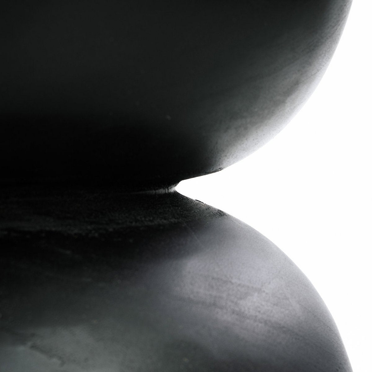 Karbun black suar stool