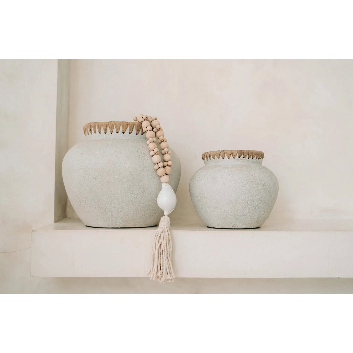 Timeless Artisan Vase Crafted from Premium Natural Materials