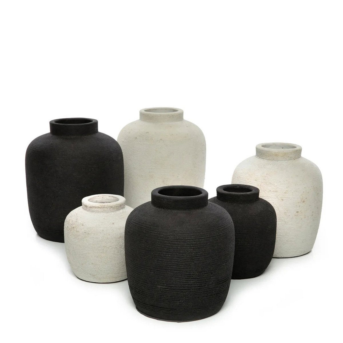 Timeless Artisan Concrete Peaky Vase - Luxury Handmade Design