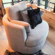 Chélu Luxe Swivel Armchair – Grey Textile & Wood