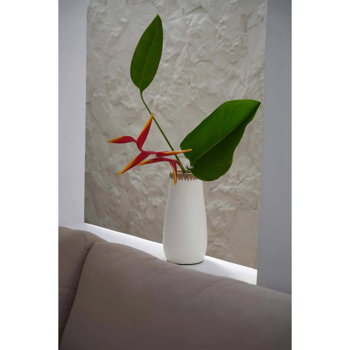 Handcrafted Luxury Vase - Timeless Artisan Design in White