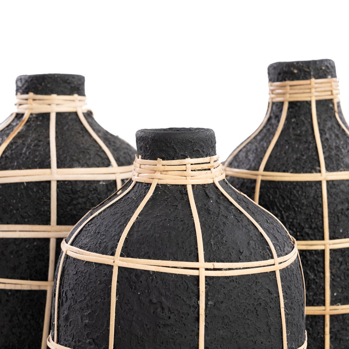 Timeless Handmade Black Vase - Artisan Crafted Luxury Design