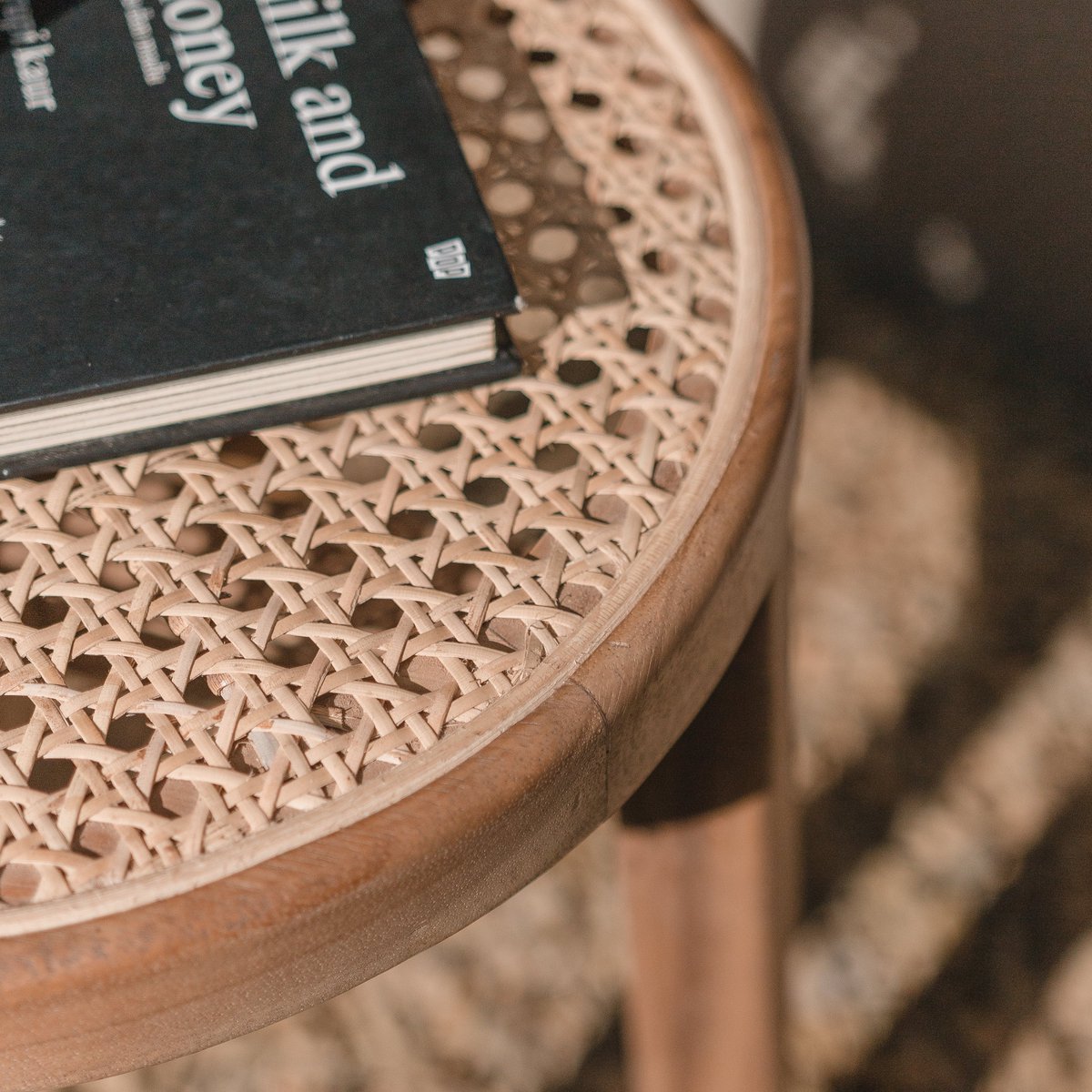 Caramin trembesi & rattan stool