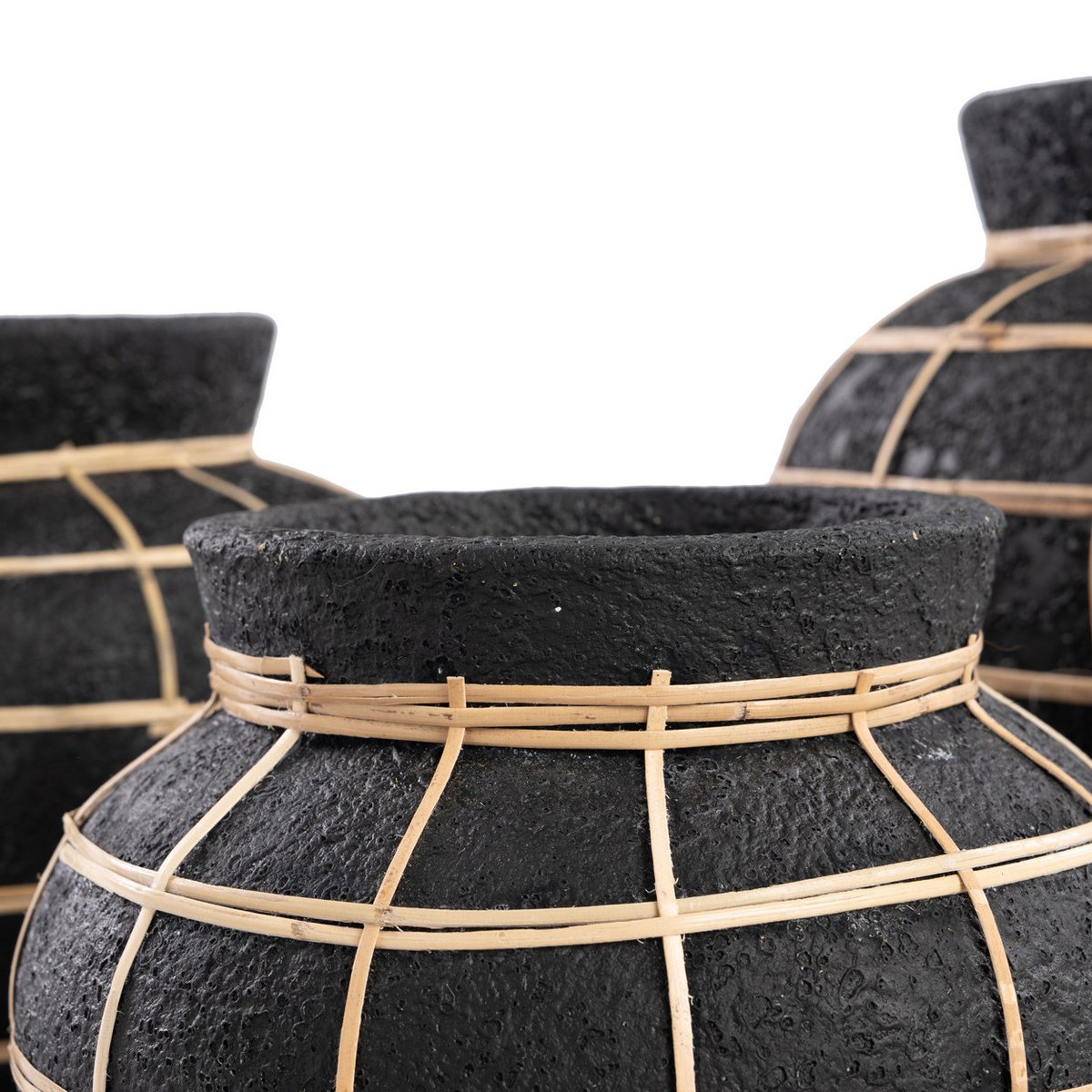 Handcrafted Black Belly Vase – Timeless Artisan Design