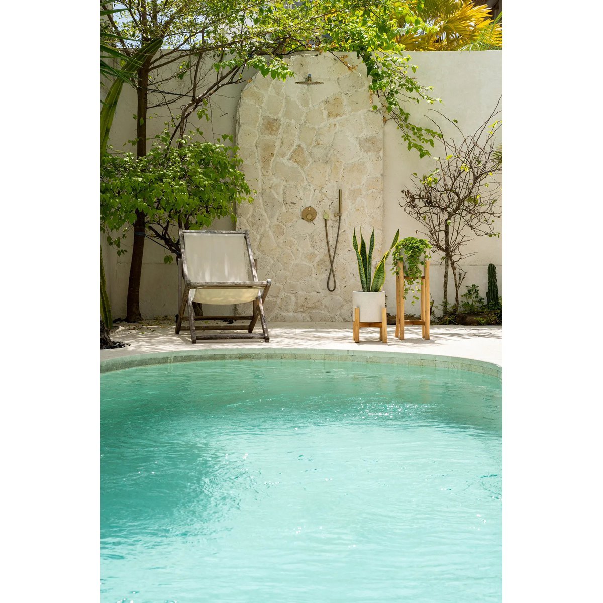 Artisan Crafted Luxury Chalk Low Design in Natural Materials