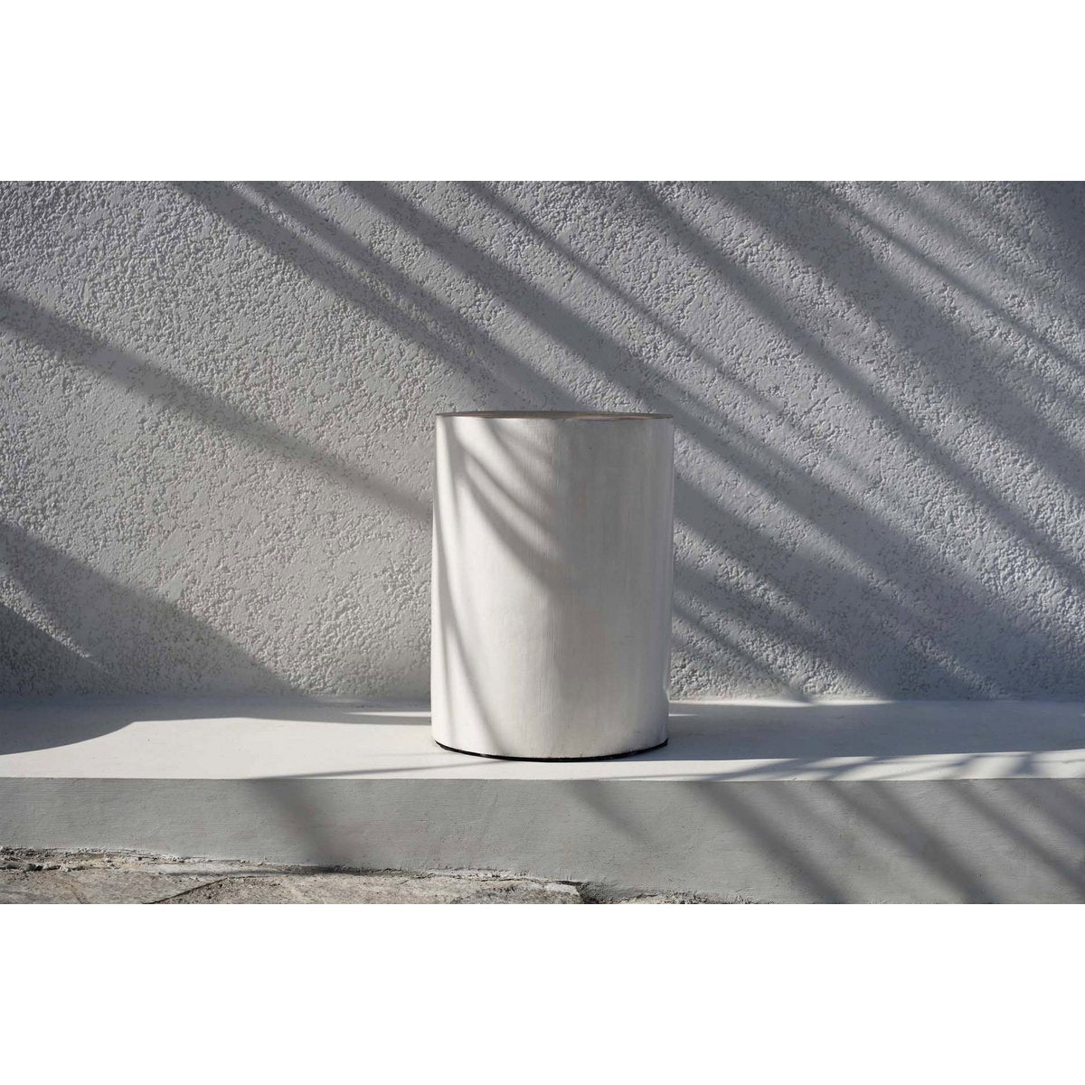 Mungurr wood natural white stool